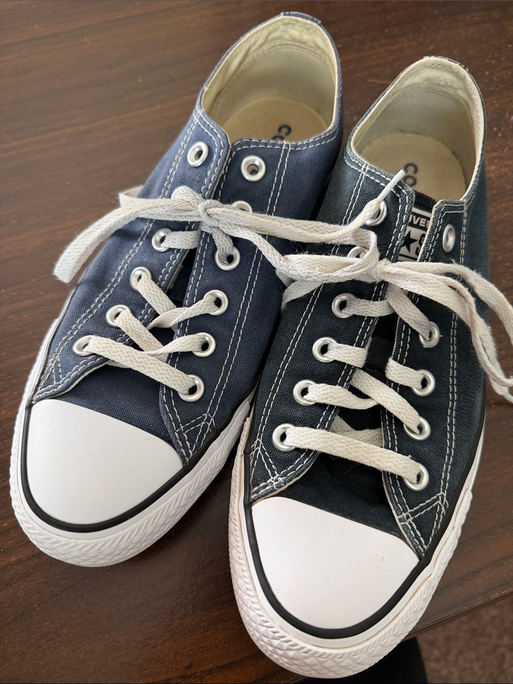 Converse All Star Sneakers Mismatched Pair (Black & Blue) Men's 7.5 Women's 9.5 - Picture 1 of 9
